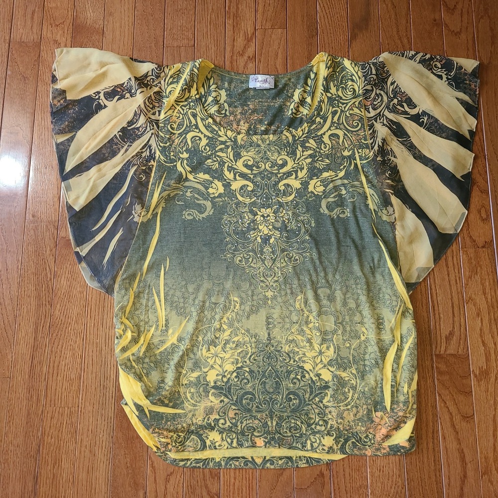 Lavish Plus Brand Yellow Print Top With Sequins, Size 1X Flowy Angel Cap Sleeves